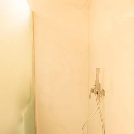 Moderne Ruhige Ferienwohnung - Fewo Jahrsfeld Appartement *