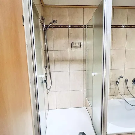 Moderne Ruhige Ferienwohnung - Fewo Jahrsfeld Appartement